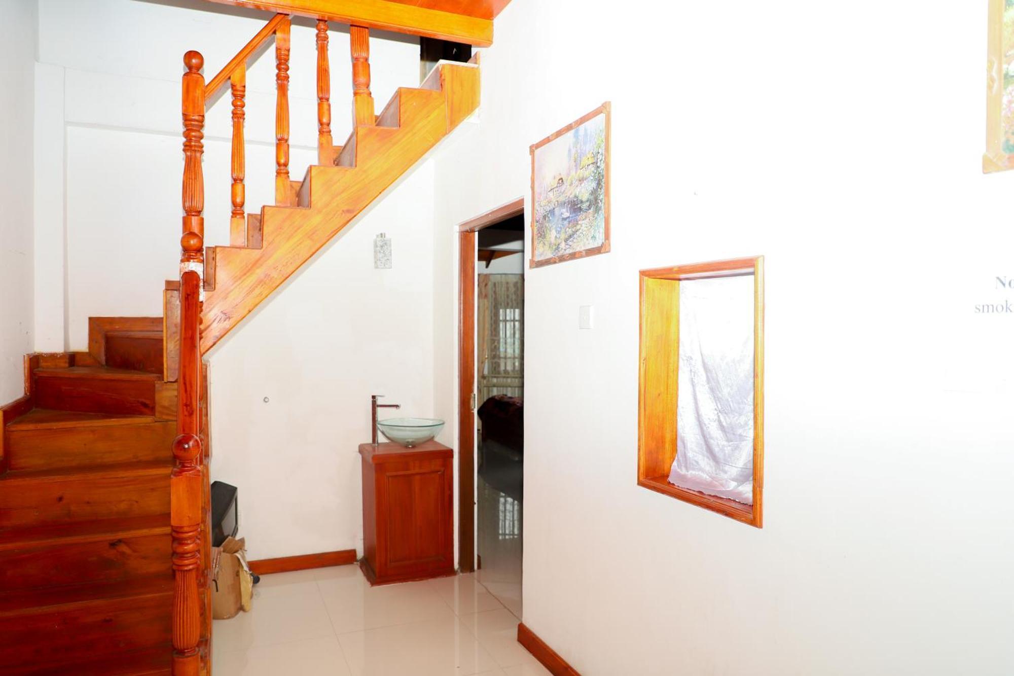 Oviya Guest Bed & Breakfast Нувара Елия Екстериор снимка
